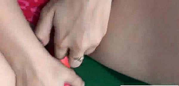  Solo Pretty Girl Love Masturbates With Things video-23